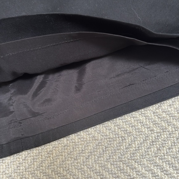 EXPRESS Black Mini Skirt - Picture 4 of 6